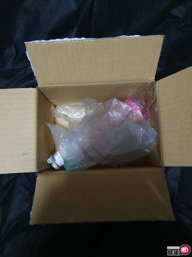 水果口味可食用水溶性润滑液(桃子香味);只有少女可以超越的水溶性润滑液;1 水果口味可食用水溶性润滑液(桃子香味);只有少女可以超越的水溶性润滑液;1